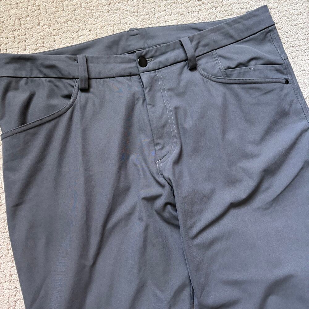 Lululemon Mens Commission Pants Classic Fit Gray 36x31 Office Golf - Picture 4 of 9